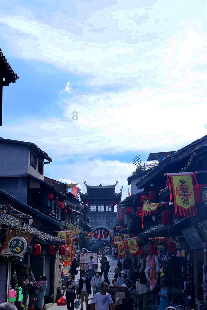 从什么途径可以知道夏令营的消息，并且怎么准备和申报?游戏画面